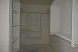 4923 10 E - Photo 15