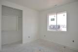 4923 10 E - Photo 23