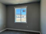 946 Remington Rd - Photo 22