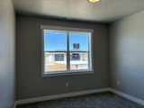 946 Remington Rd - Photo 29