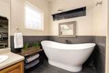 235 470 - Photo 22