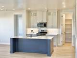 1547 Ascent St - Photo 3
