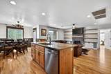 735 Peachtree Dr - Photo 5