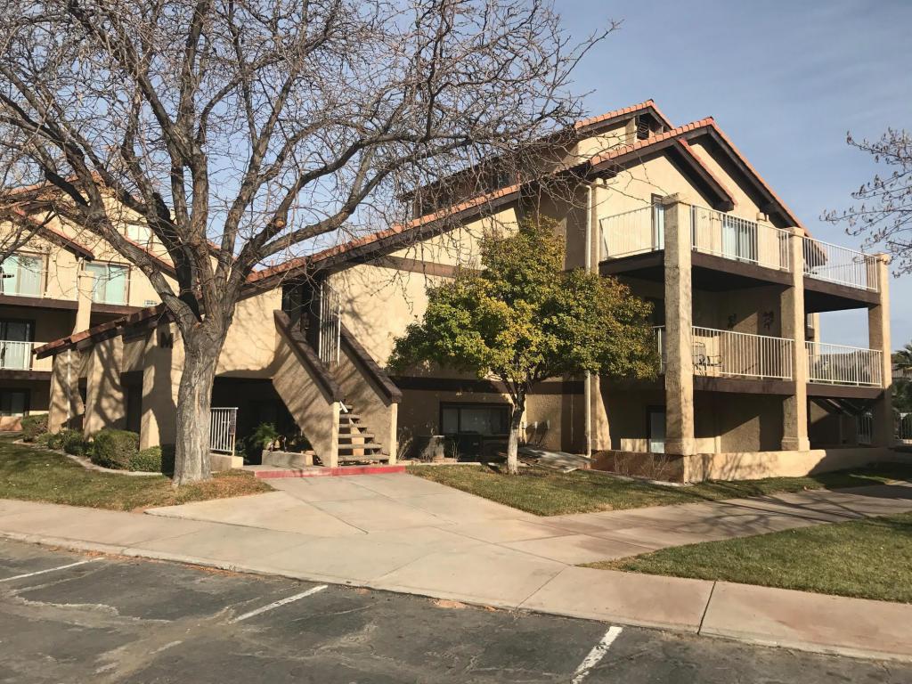 860 Village - Photo 1
