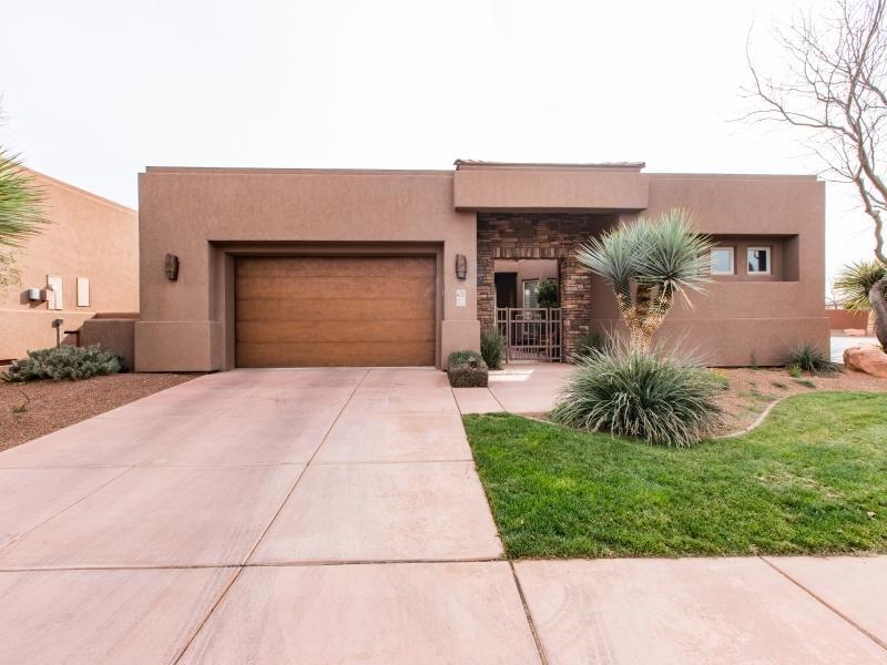 2085 Tuweap Dr - Photo 1