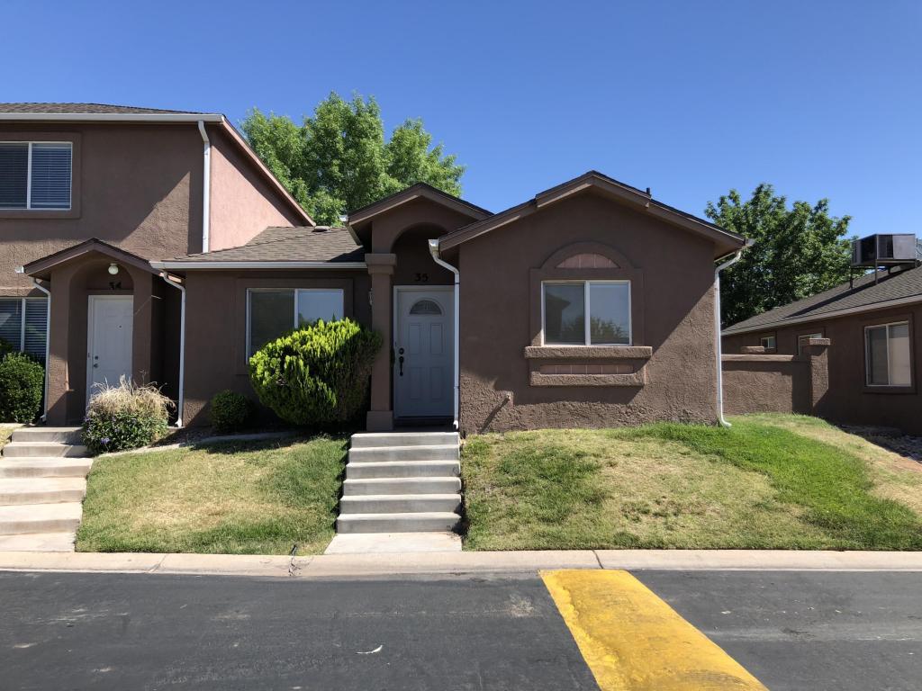 444 Sunland Dr - Photo 1