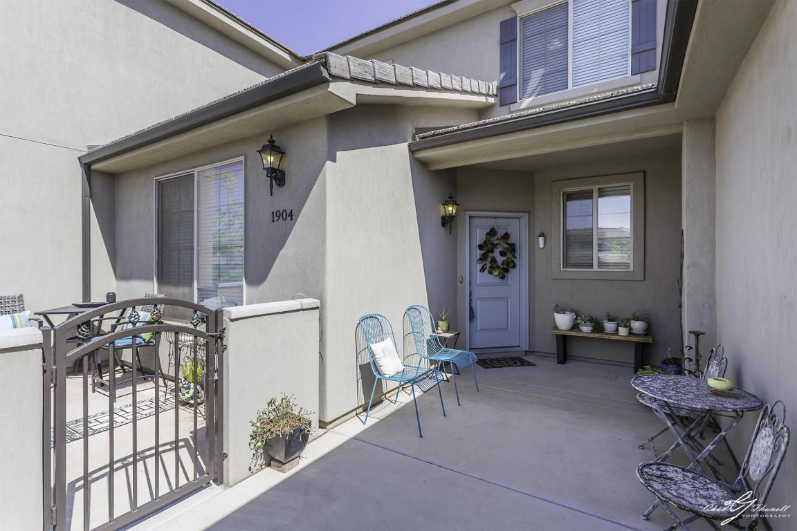 1904 Casa Ln - Photo 1