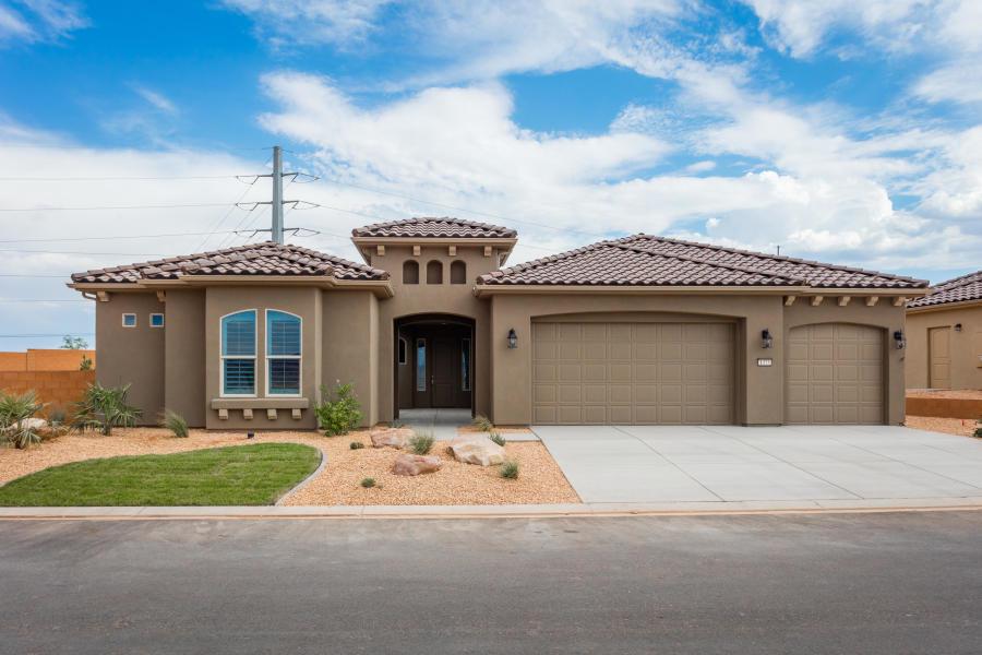 1373 Grapevine Dr - Photo 1