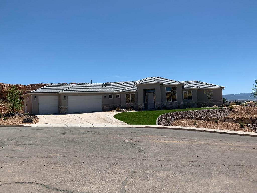1034 High Noon Cir - Photo 1