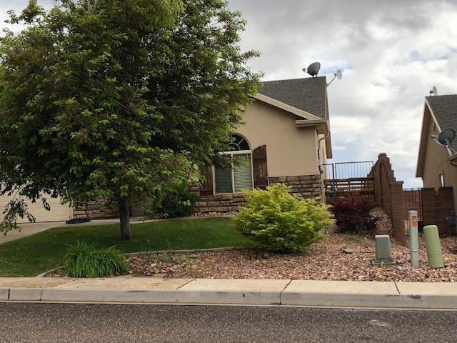 1484 Southern View Dr - Photo 1