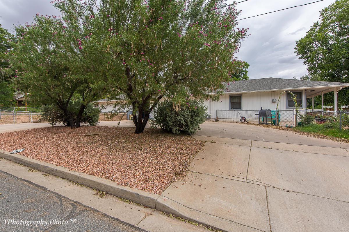 44 130 - Photo 1
