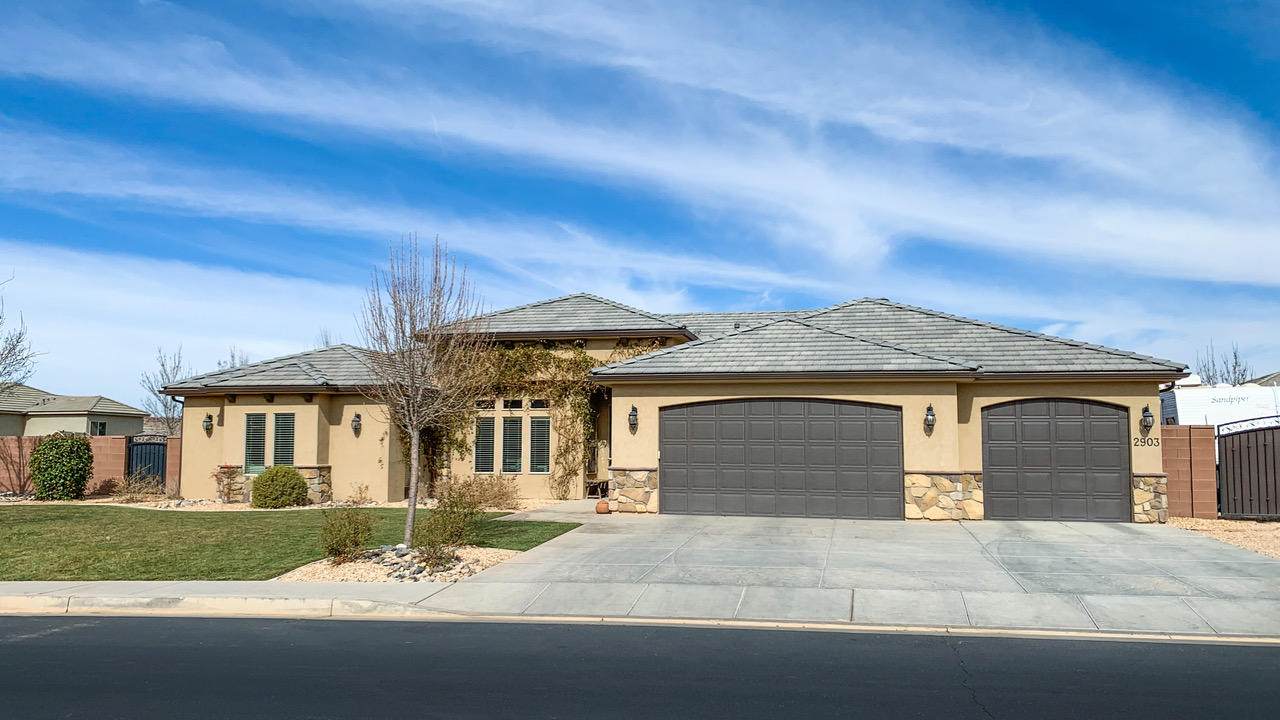 2903 Amaranth Dr - Photo 1