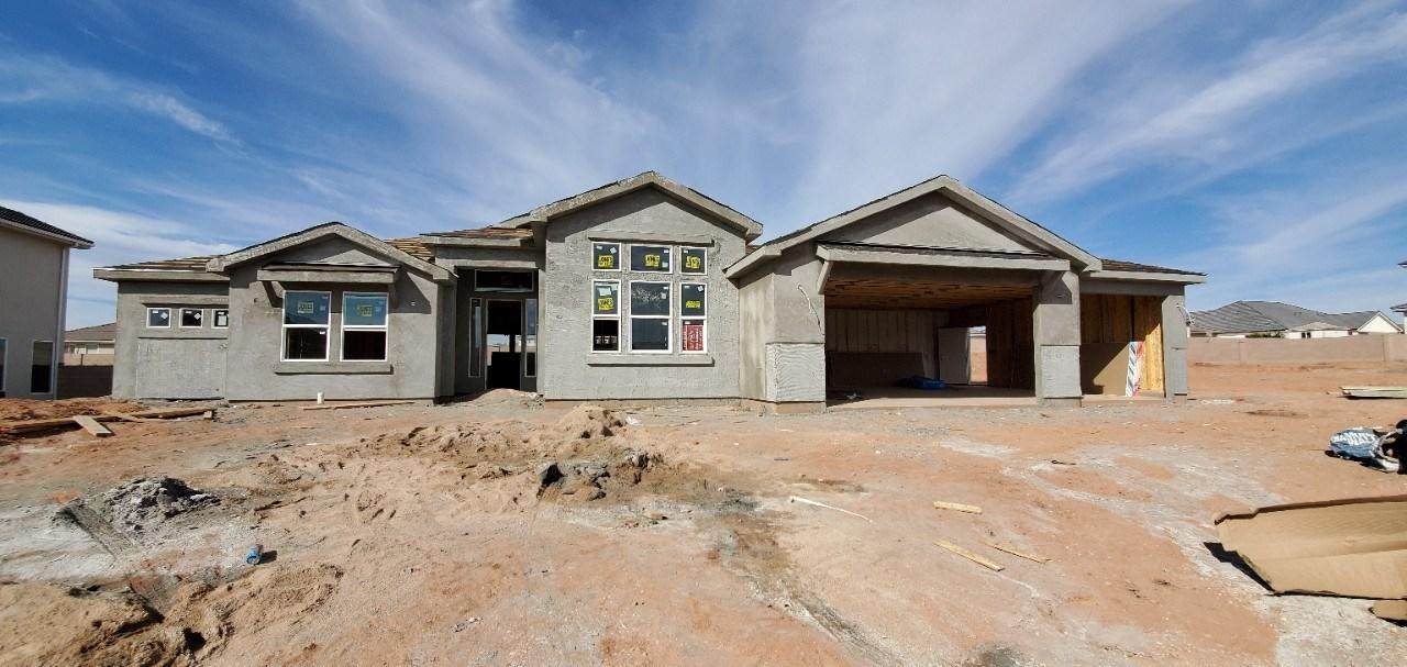 2793 Horseman Park Dr - Photo 1