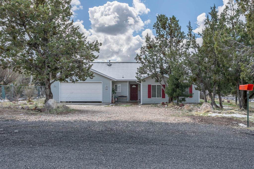 128 Forest Dr - Photo 1
