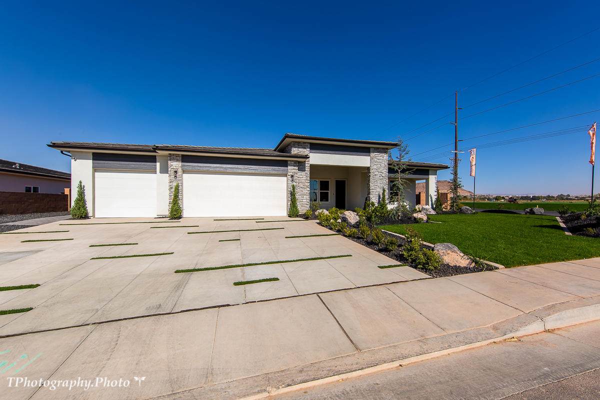 166 Elinor Ln - Photo 1