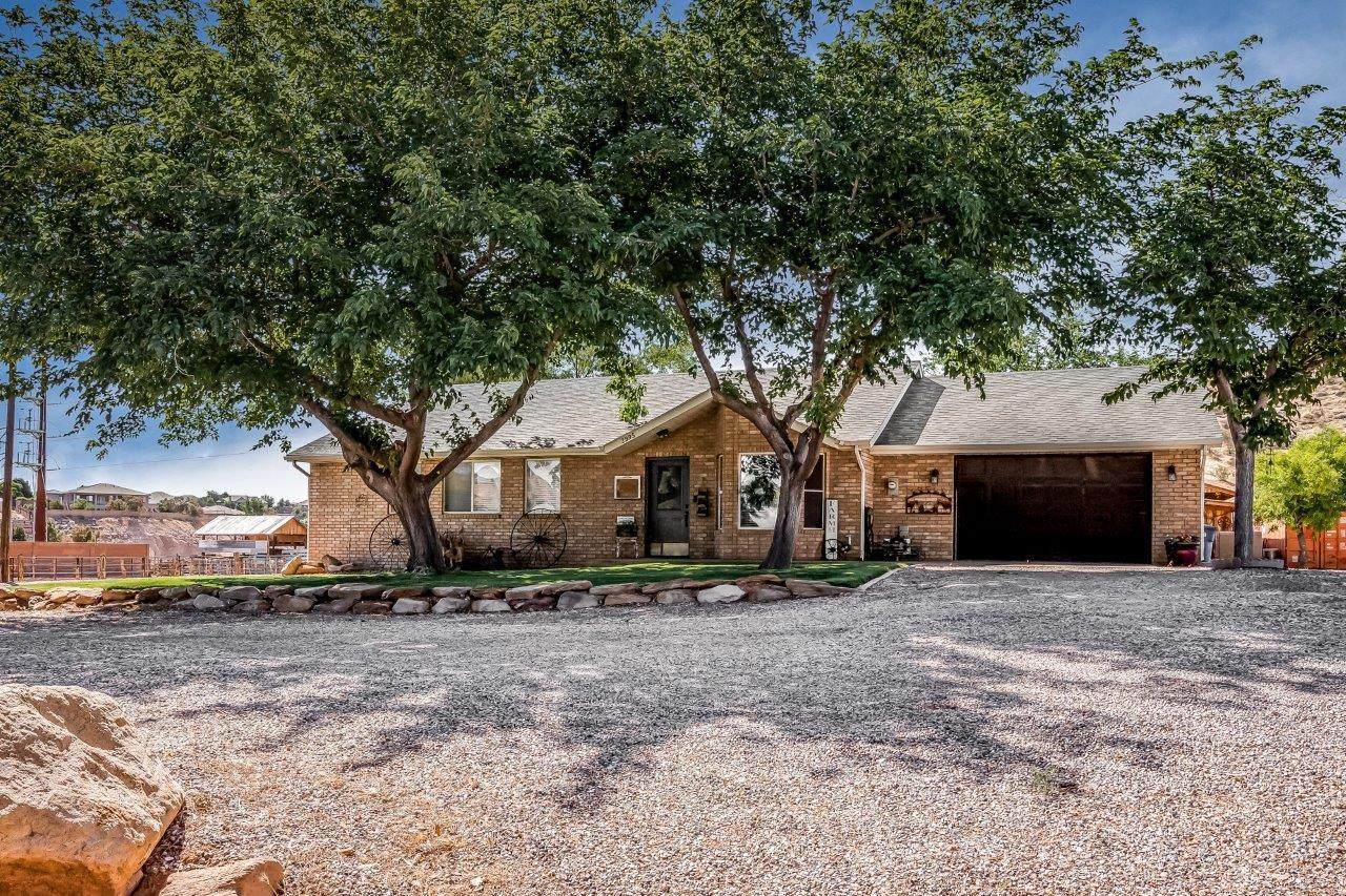 2995 River Rd - Photo 1
