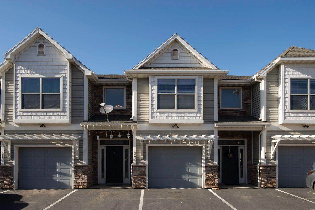 1288 Cedar Blvd - Photo 1