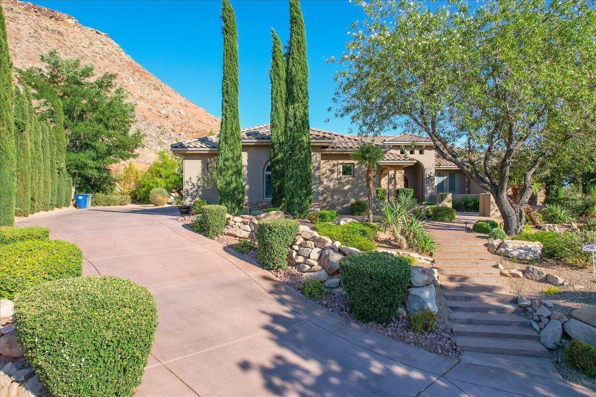 916 Apache Dr - Photo 1