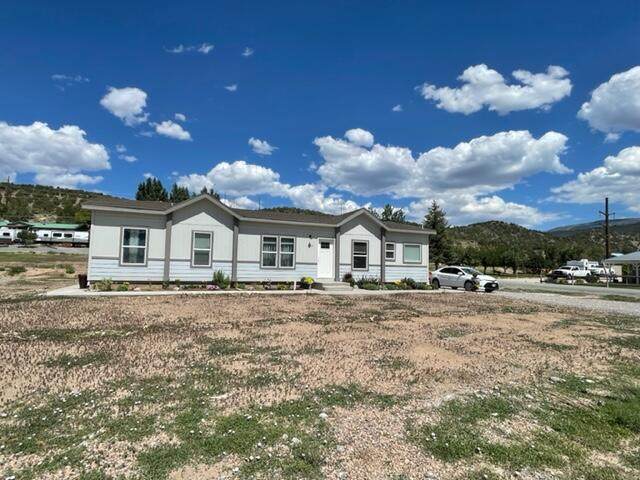 2197 Spring Dr - Photo 1