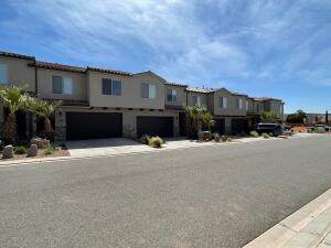 492 Ventura - Photo 1