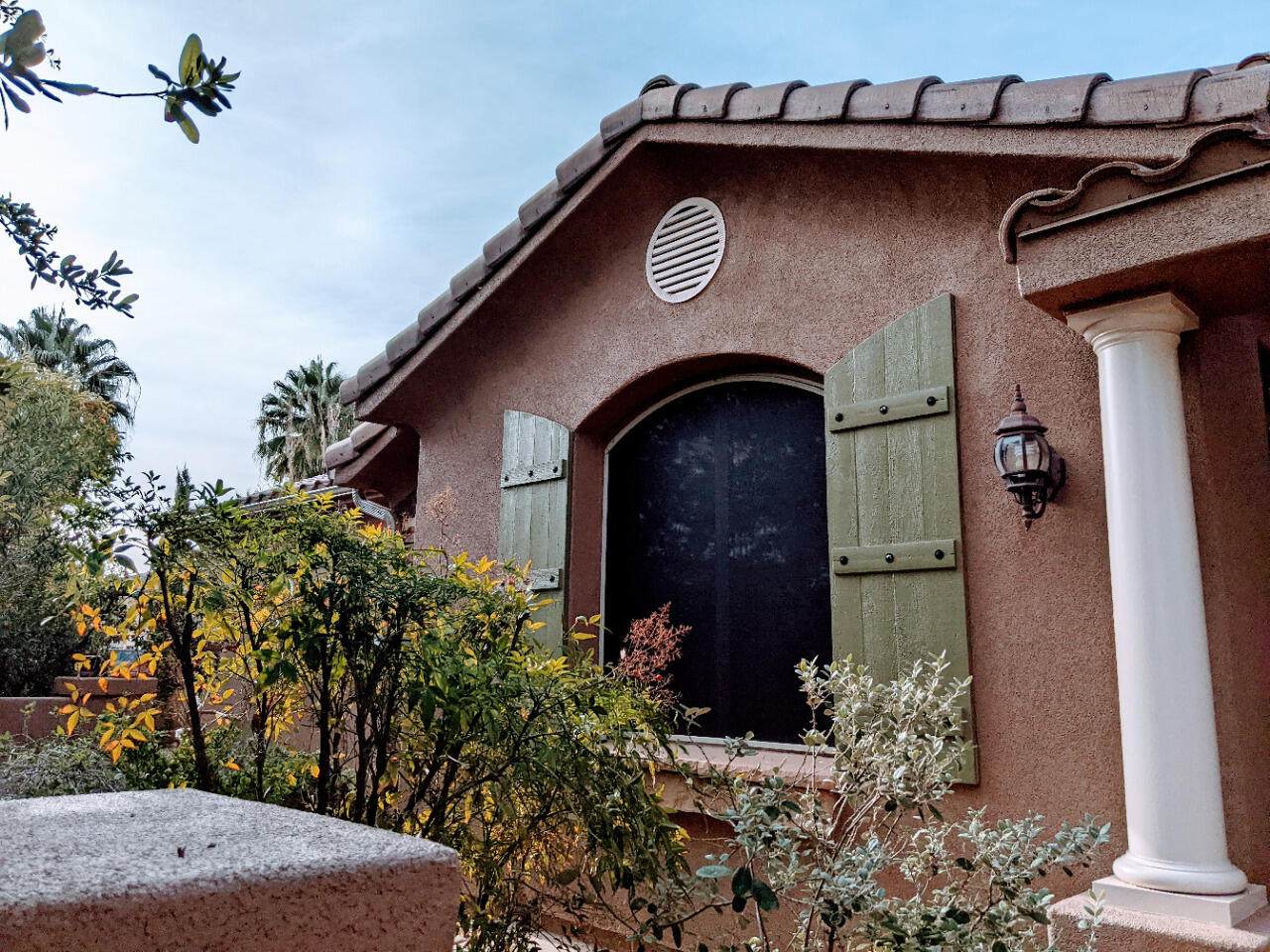 1184 Sunrise Cir - Photo 1
