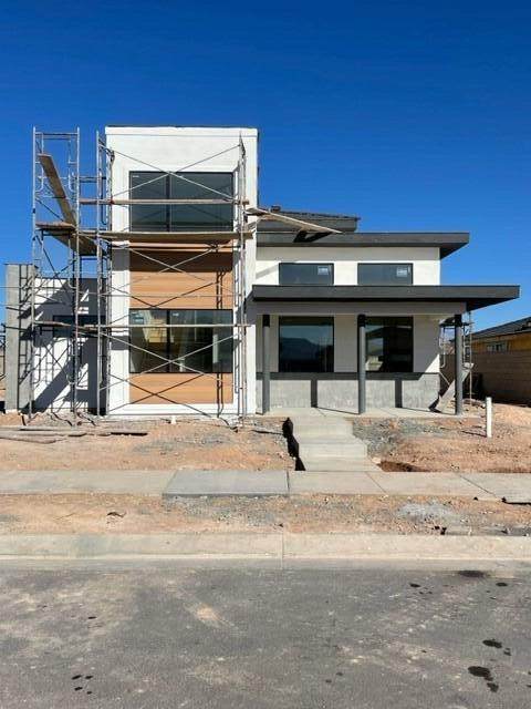 732 Owen Dr - Photo 1