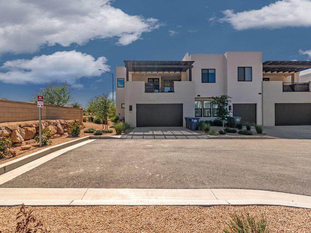 691 Akoya Pearl St - Photo 1