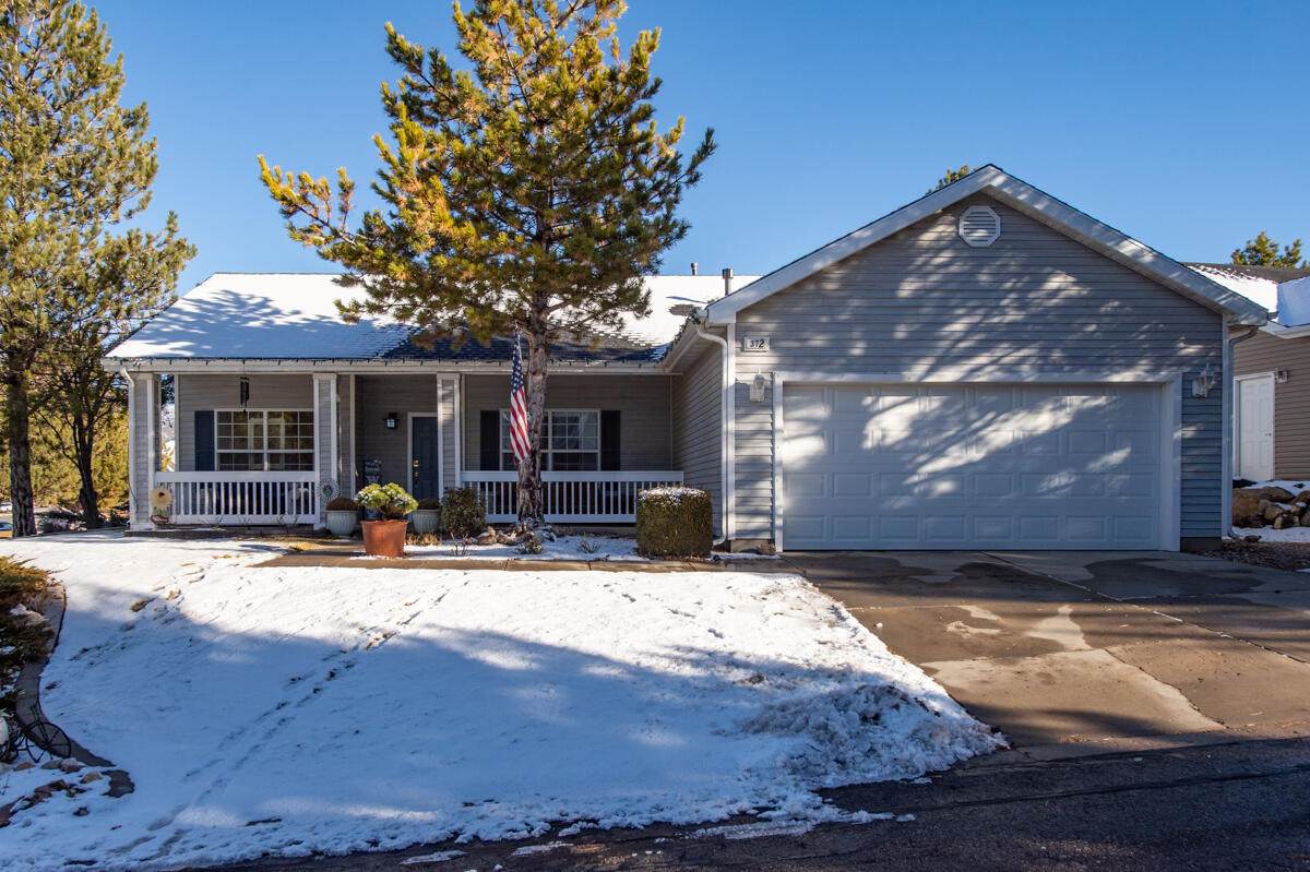 372 Tahquitz Dr - Photo 1