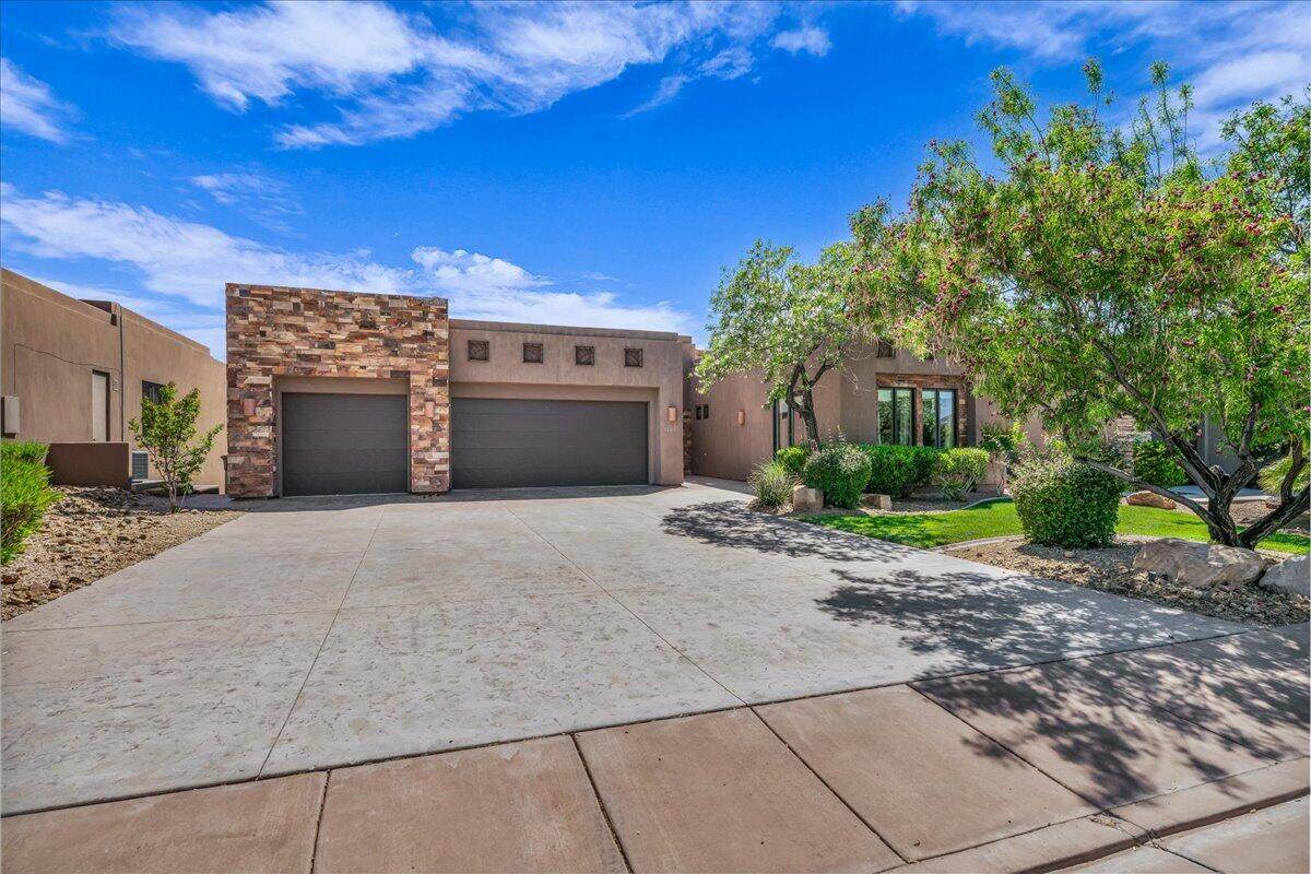 1683 Red Cloud Dr - Photo 1