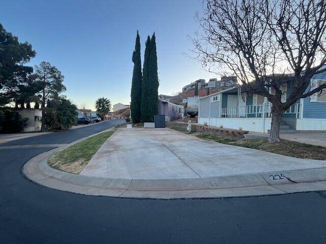 840 Twin Lakes - Photo 1