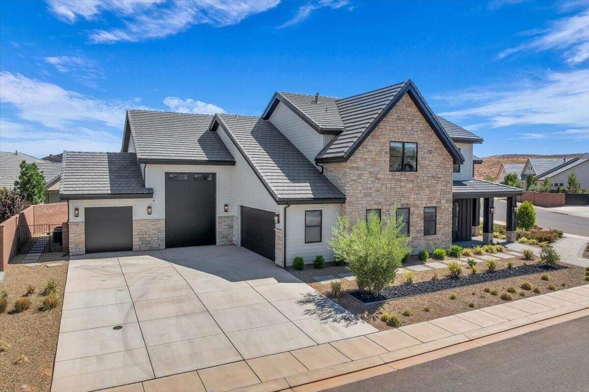 772 Prairie Way - Photo 1