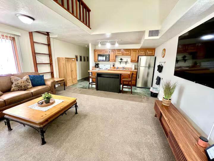 860 Village - Photo 1