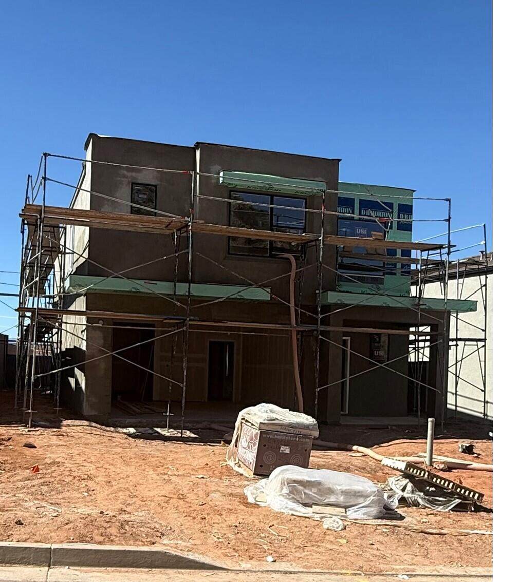 1516 Staircase Way - Photo 1