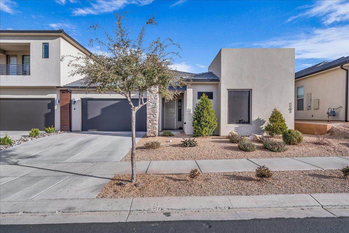 1162 Grayson Drive Dr - Photo 1