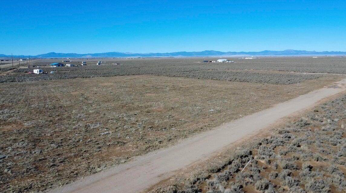  0.87Ac W/ Well And 0.5 Af - Photo 1