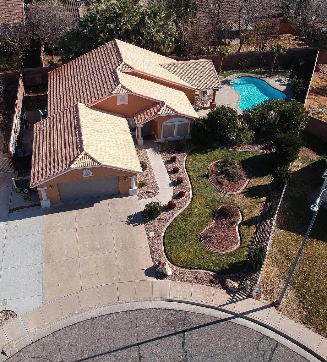 1194 1560 W Cir - Photo 1