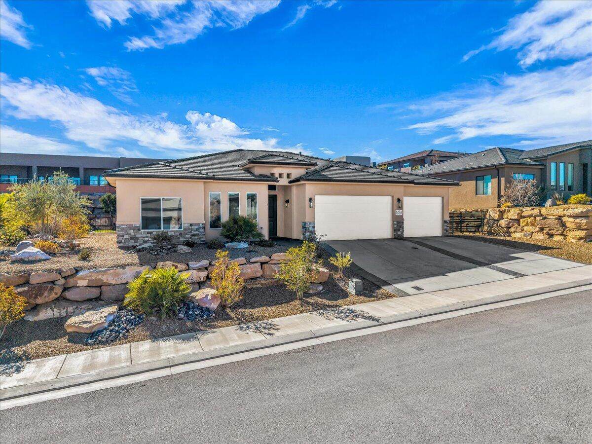 3015 Karersee Dr - Photo 1