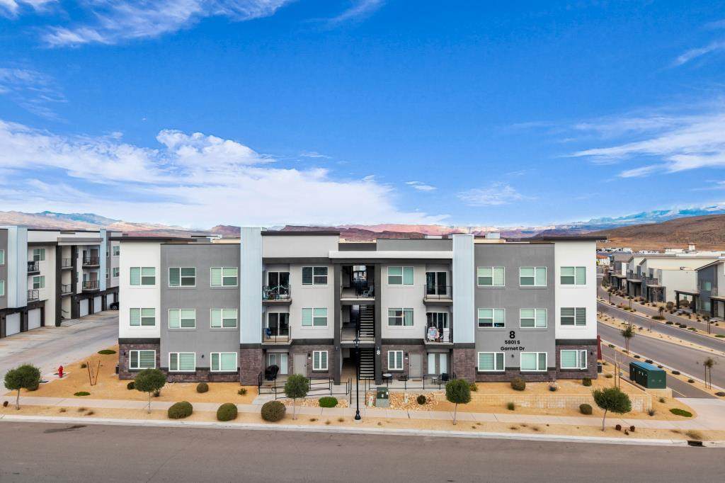 5801 Garnet Dr - Photo 1