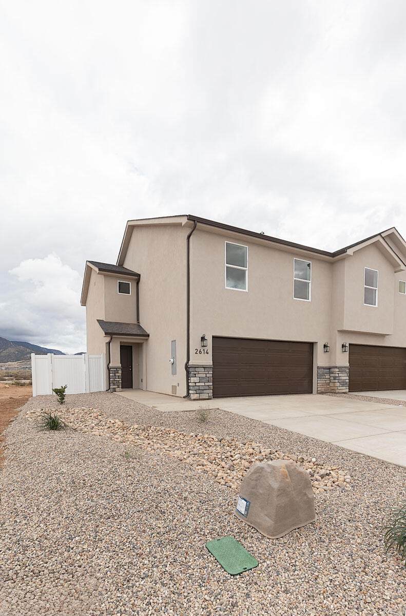 2614 Clark Parkway - Photo 1