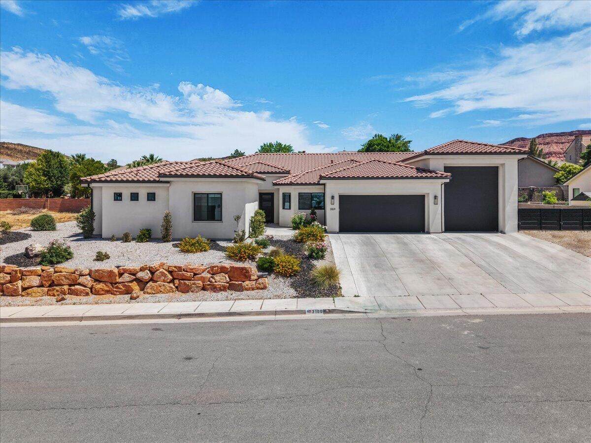 3169 Pecos Dr - Photo 1