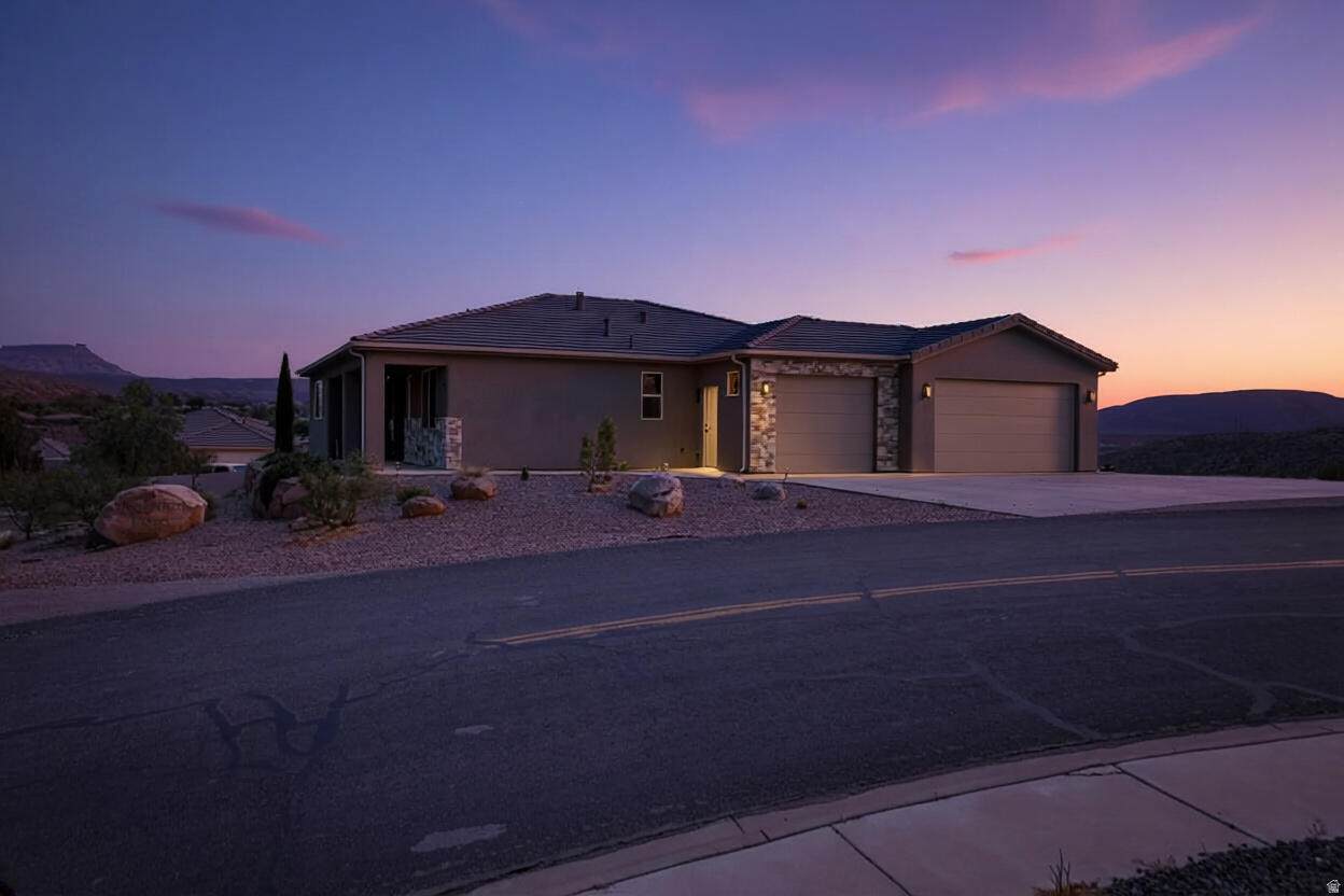 217 Terrace Cir - Photo 1
