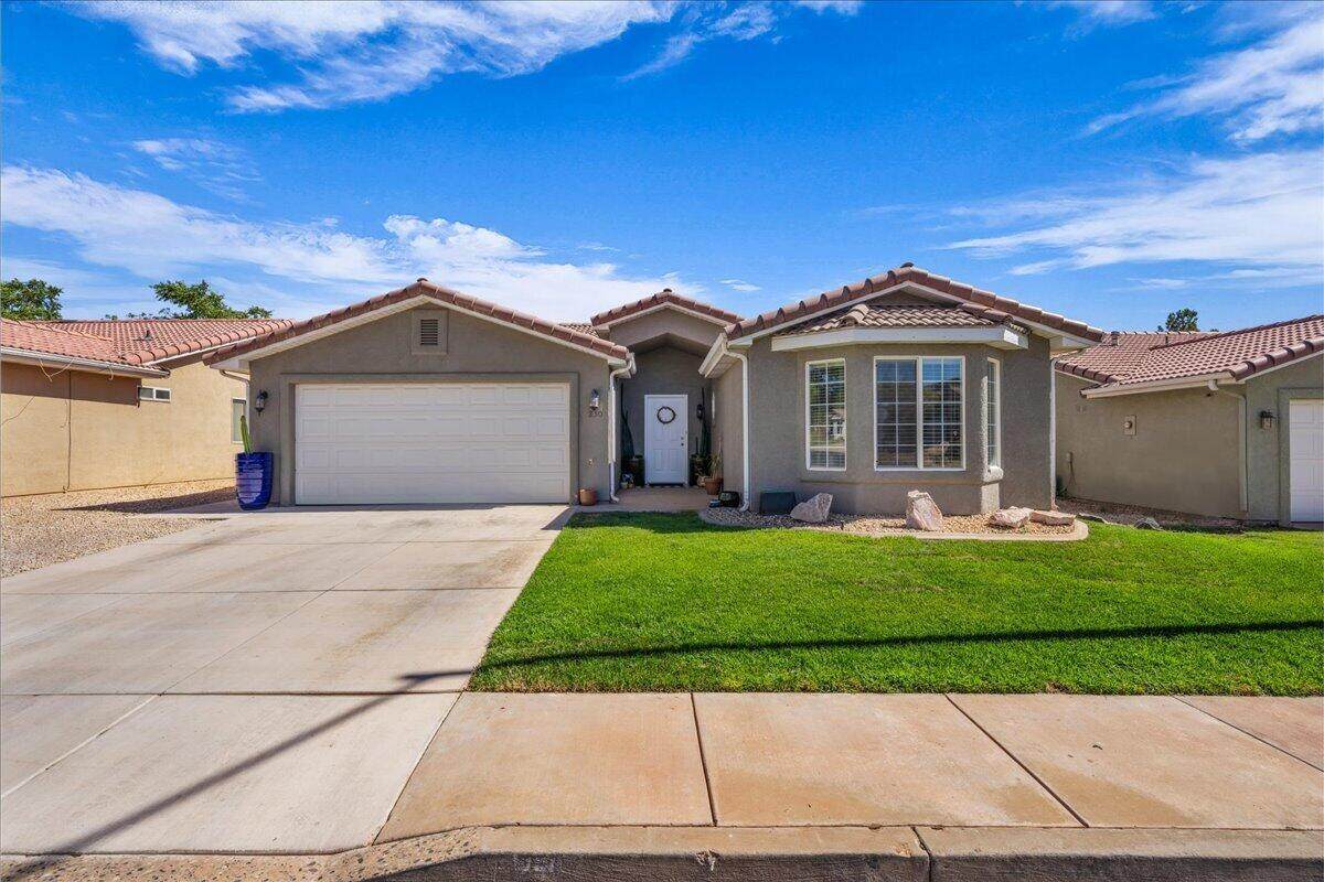 250 Arrowweed Way - Photo 1