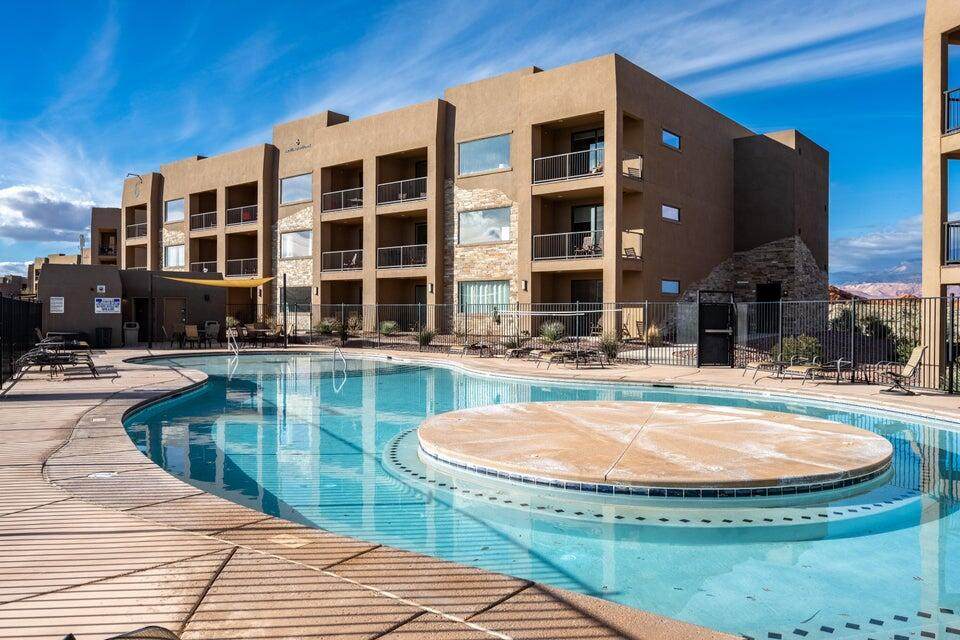 5260 Villas Dr - Photo 1
