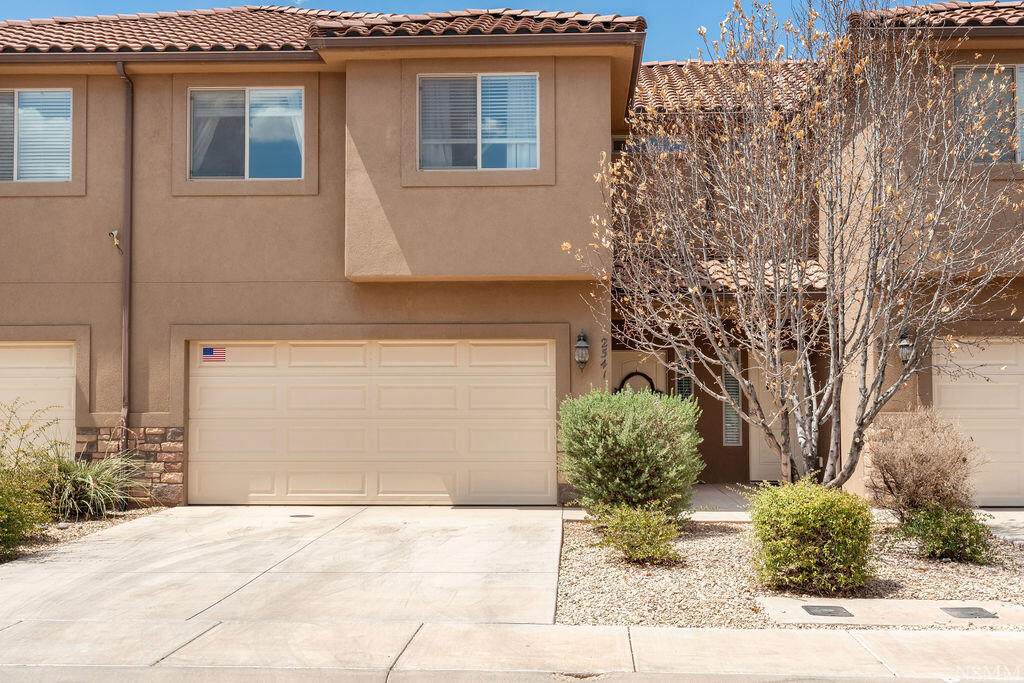 2541 Bella Vista Dr - Photo 1