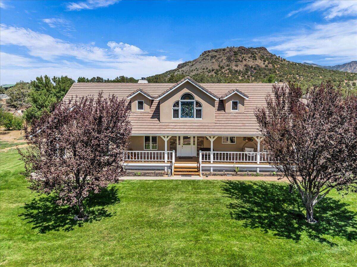 580 Stagecoach Dr - Photo 1