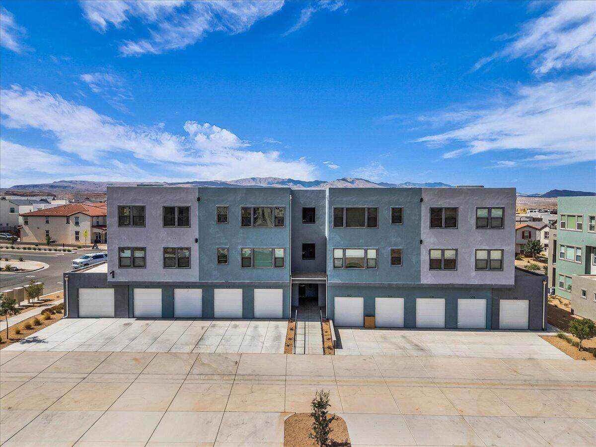 5599 Carnelian Parkway - Photo 1
