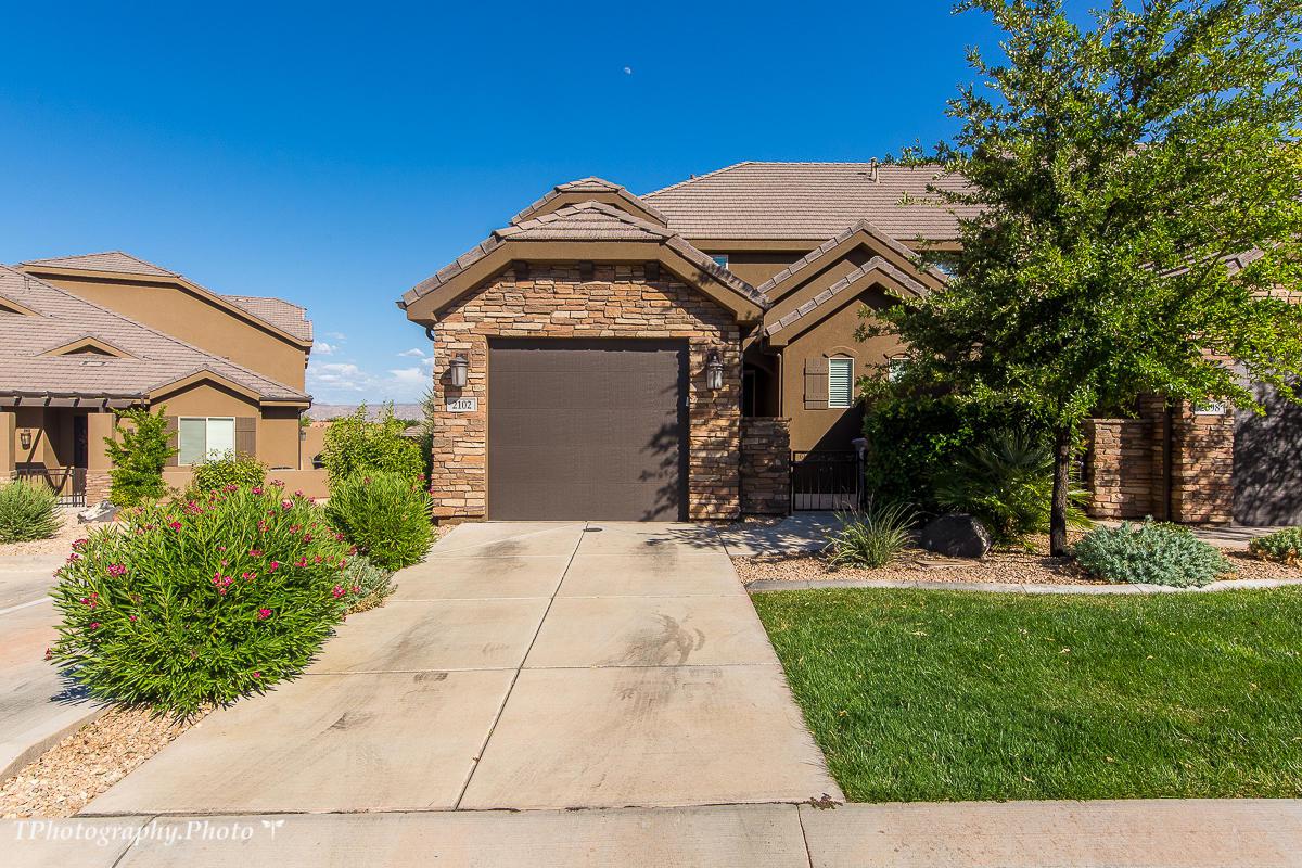 2102 Coral Ridge Dr - Photo 1
