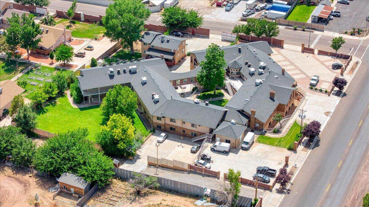 985 Utah Avenue - Photo 1