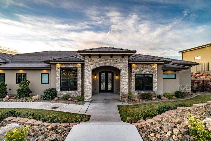 59 Angels Landing Dr - Photo 1