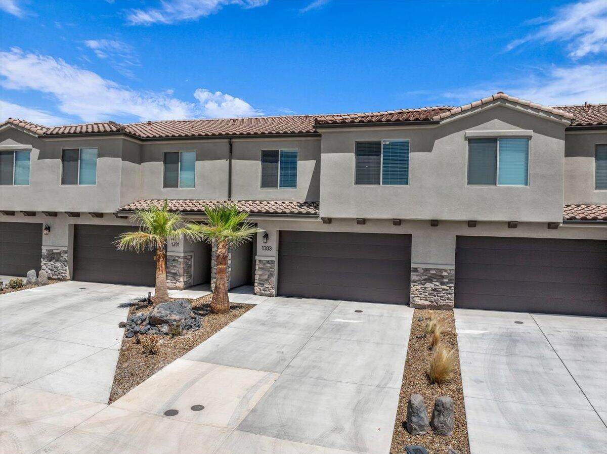 1303 Vista Roja Place - Photo 1